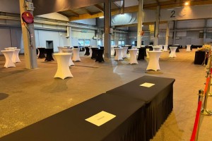 Espace restauration mange debout à Colmar